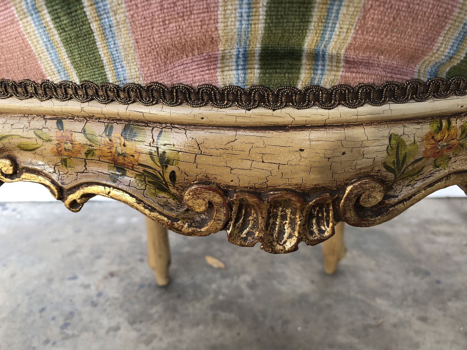 Hand Carved Chairs In Lacquered Maple Wood At "Cren Cren" photo vinterior