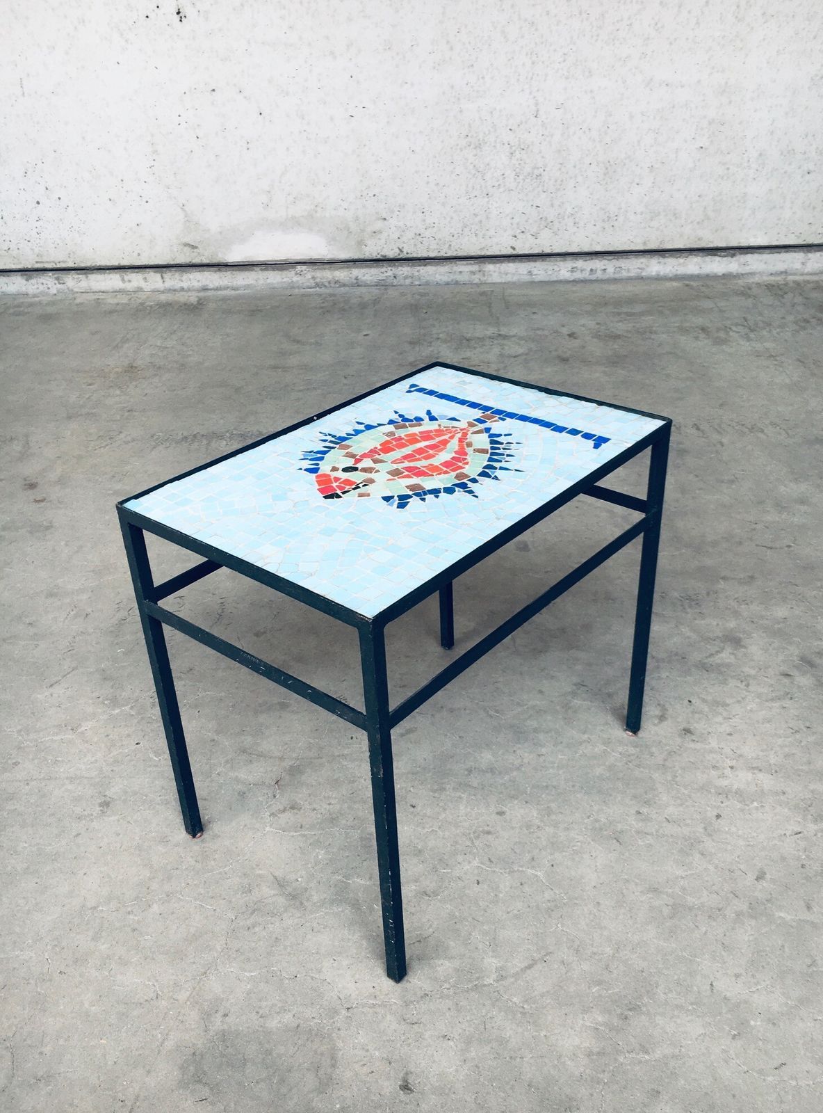 Vintage Mozaïek Tegeltafel, België, Ca. Jaren 1960 photo furniture