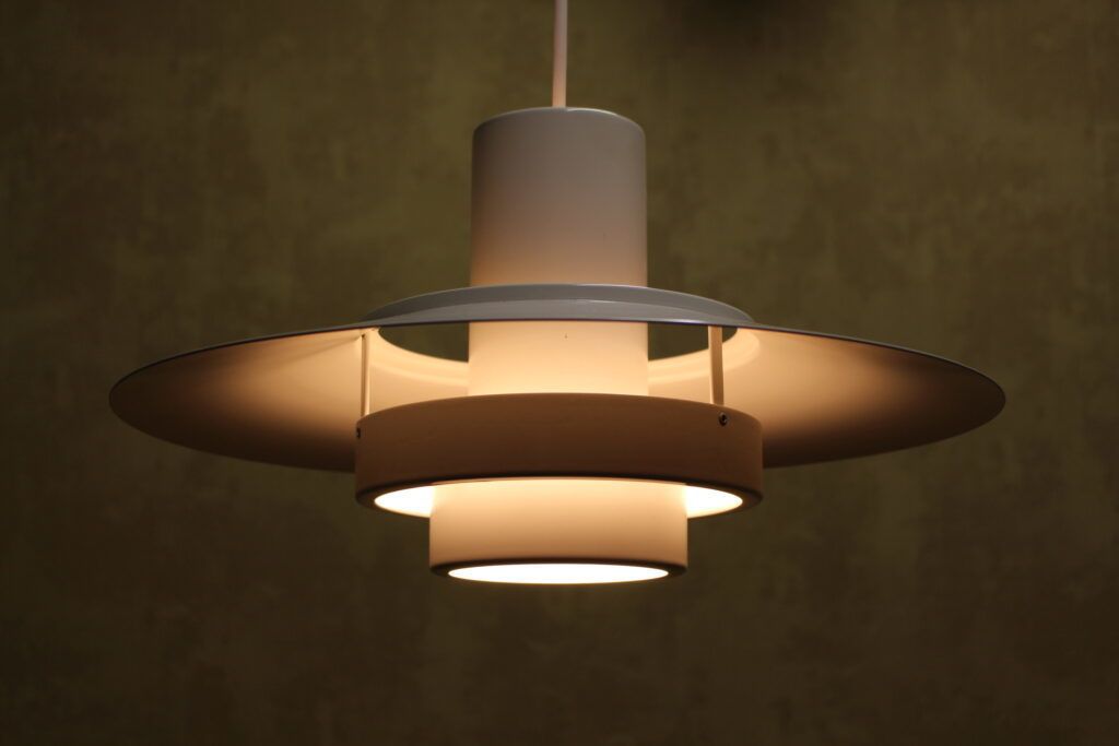 Fog And Morup White Falcon Pendant Lamp By Andreas Hansen photo 425.0