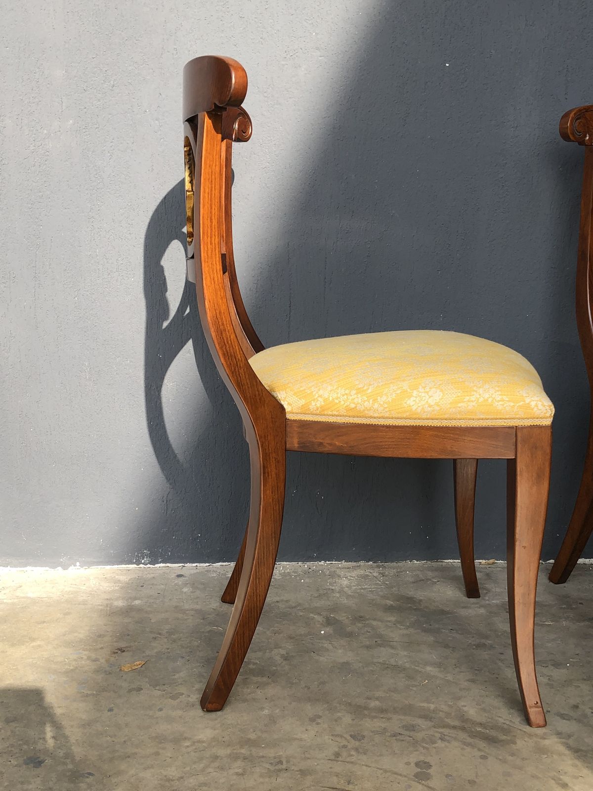 Chair With Carved Snakes, Hight Italian Craftmanship photo vintage