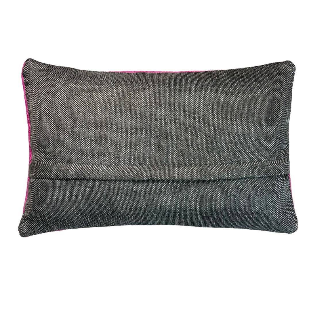Vintage Kilimkussen, 30x50 Cm – Boho Kussen, 12''X 20'' – Bohemian Woonkussen – Kilim Zitkussen – Groot Handgemaakt Kussenhoesje photo furniture