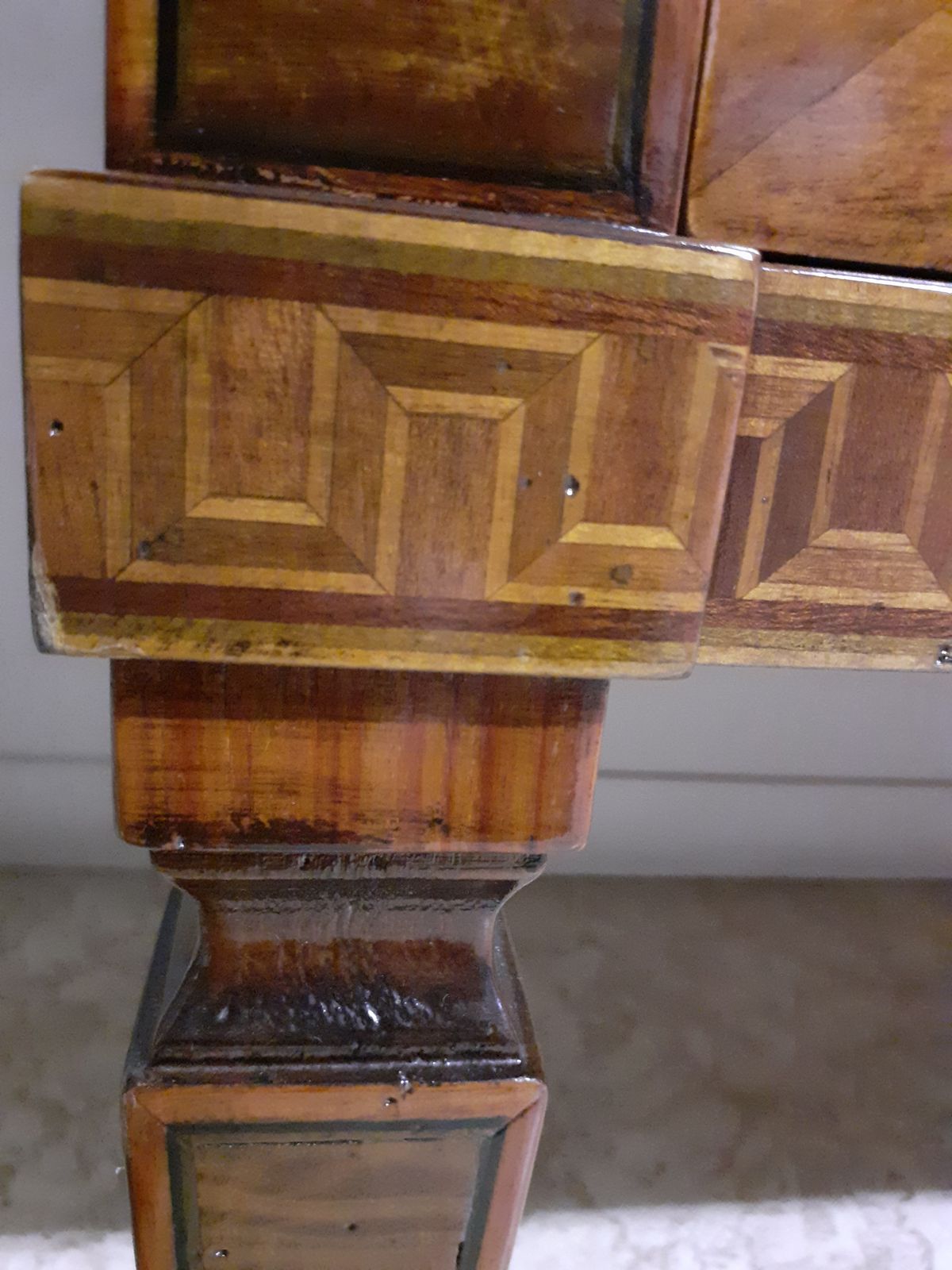 Precious Chest Of Drawers Inlaid  Style "Maggiolino" photo furniture