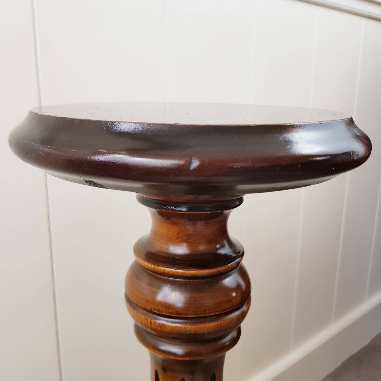 Vintage Mahonie Houten Zuil Voor Plant Of Vaas photo for sale