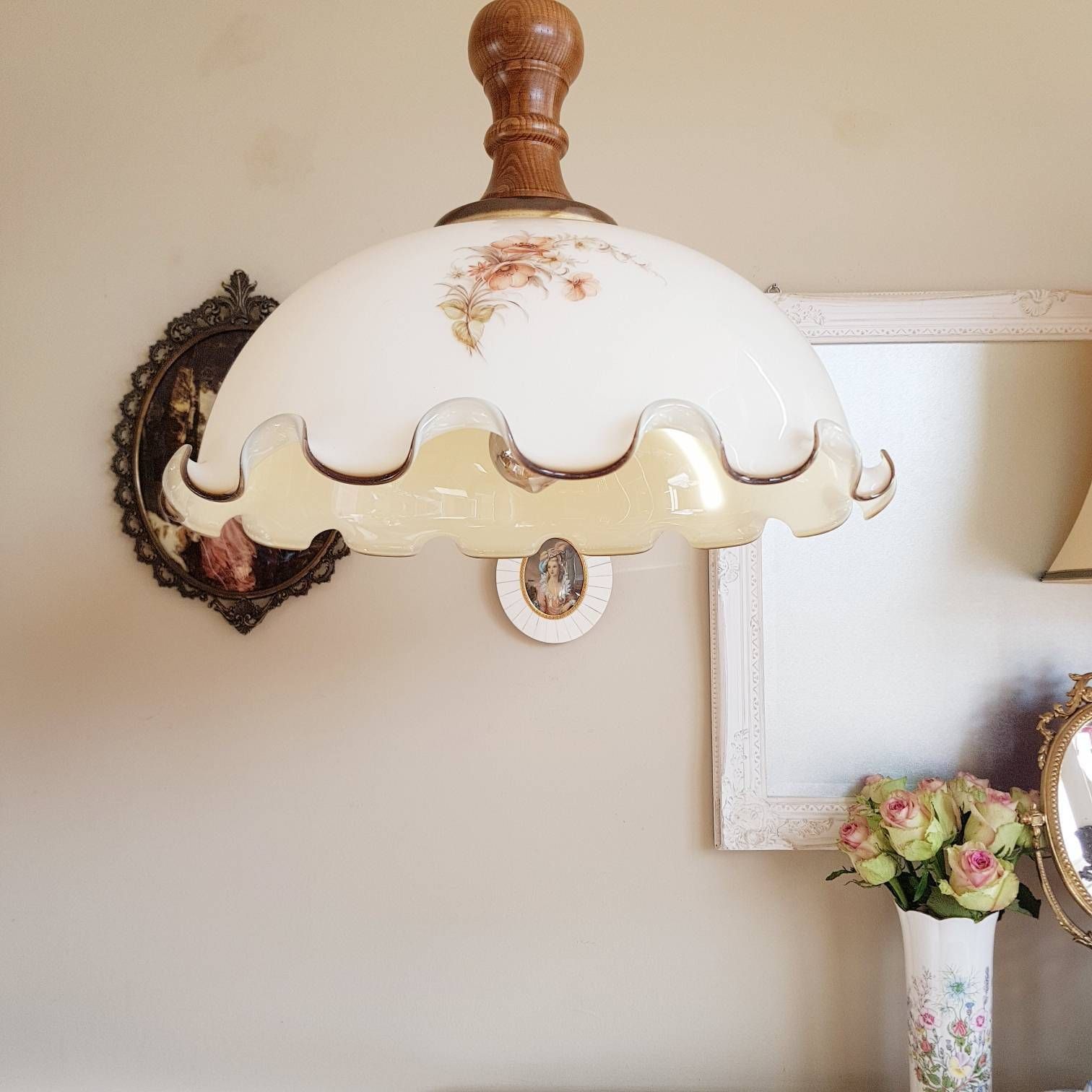 Vintage Italiaanse Grote Hanglamp Uit De Jaren 1960, Hanglamp Met Geschulpte Kap, Landelijke Rustieke Stijl photo 315.0