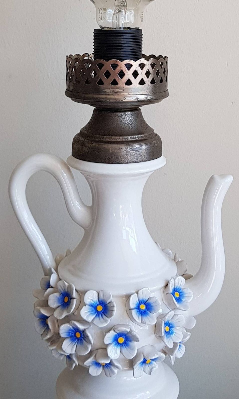 Porcelain Table Lamp With Blue Flowers Motif, Teapot Shape, Great Condition photo 149.0