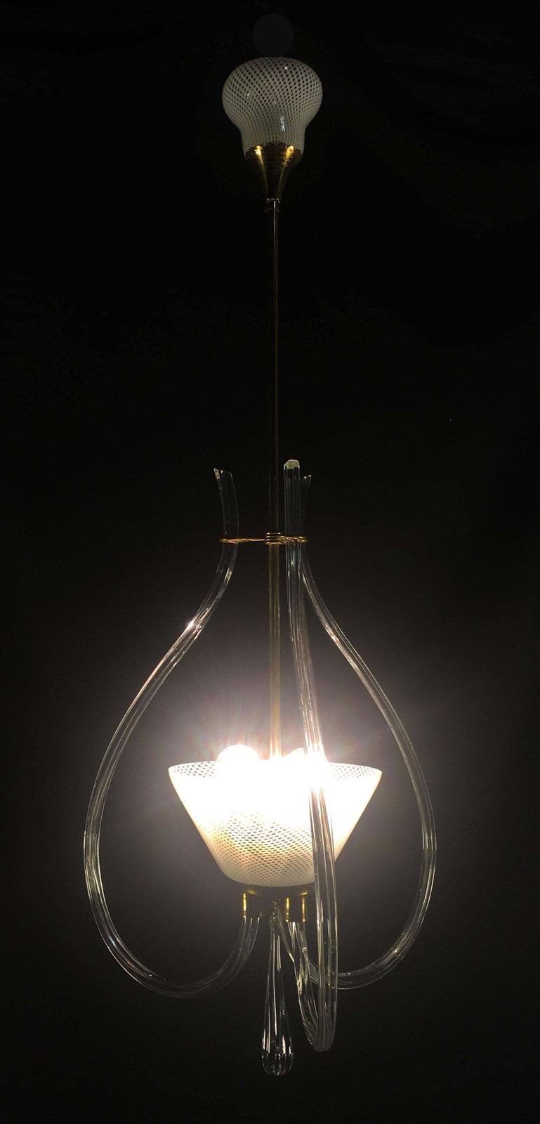 photo vinterior Adorable Pendant Chandelier "Reticello" By Venini, Murano, 1940s