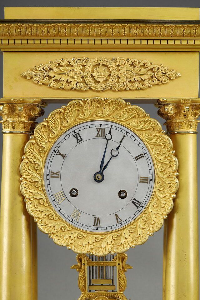 Large Gilt Bronze Portico Clock, Restoration Period photo vinterior