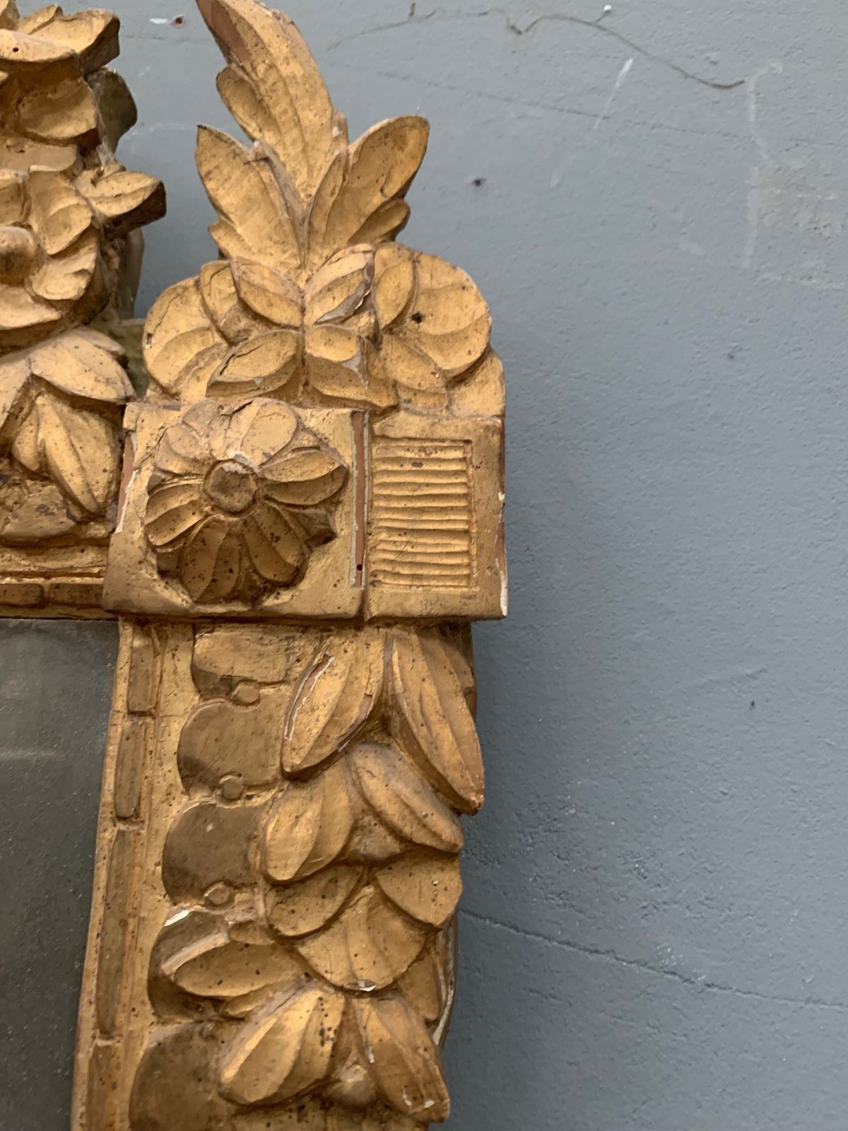 photo for sale Louis XVI Period Mirror In Gilded Wood, 18th Century