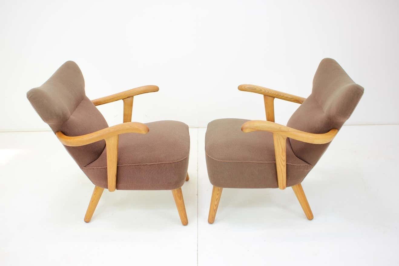 1940s Rare Pair Of Oak Armchairs By Krasna Jizba, Czechoslovakia photo vintage