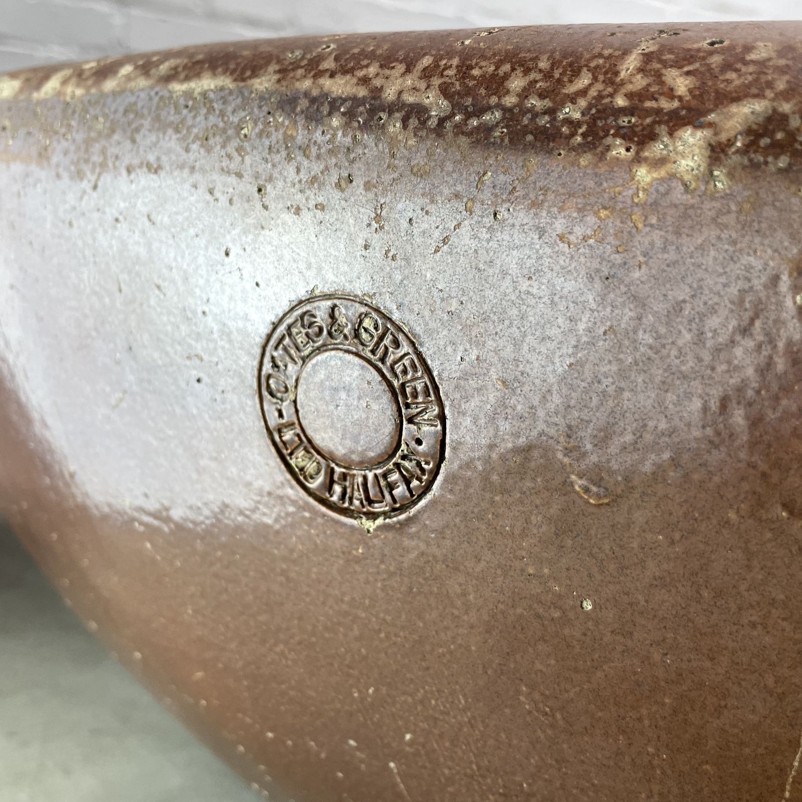 Set Of 4 Reclaimed Quarter Round Salt Glazed Corner Troughs photo vinterior
