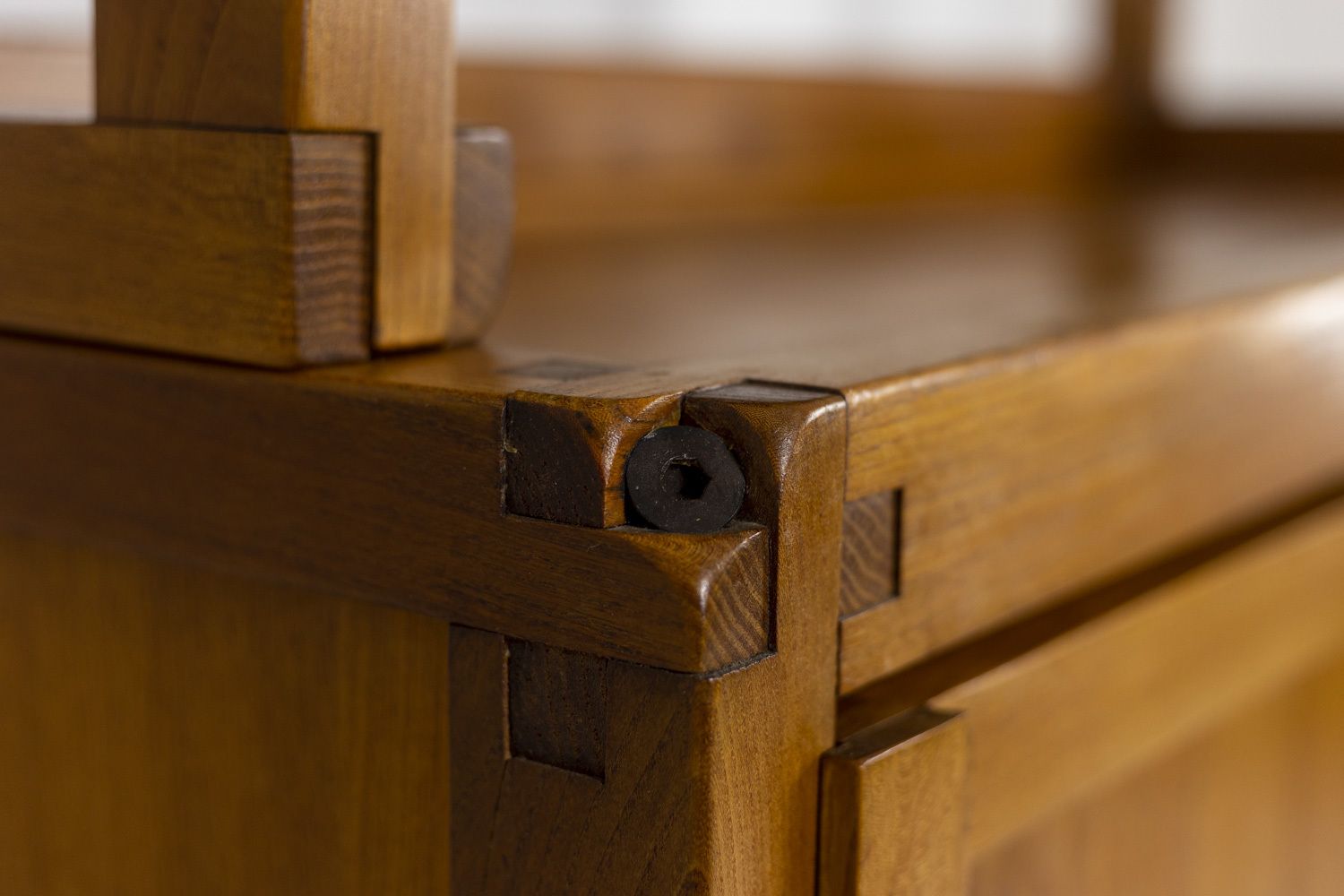 photo furniture Pierre Chapo, Shelves Cabinet In Natural Elm, 1960s