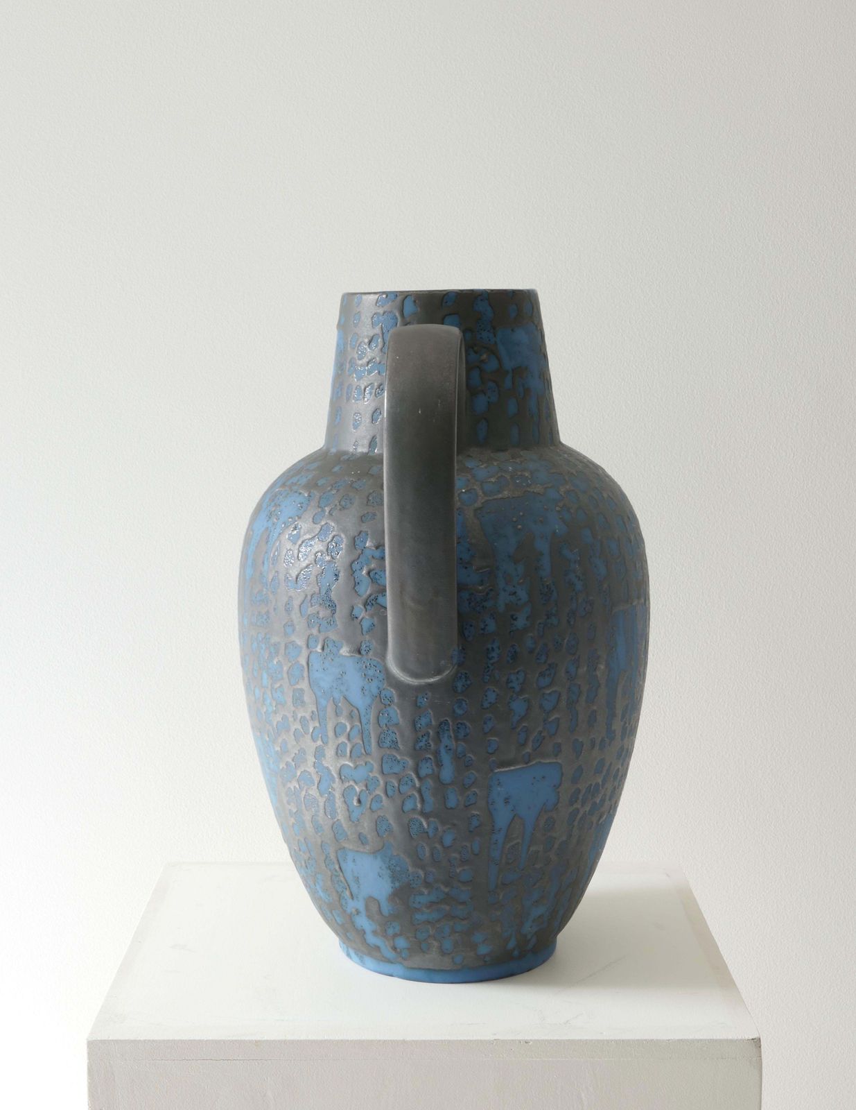 Large Ceramic Graphite And Blue Vase, West Germany 1970's photo vinterior