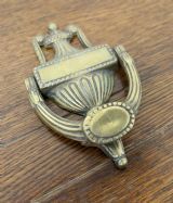 19th Century Adams Style Brass Urn And Cover Door Knocker, photo 294.0
