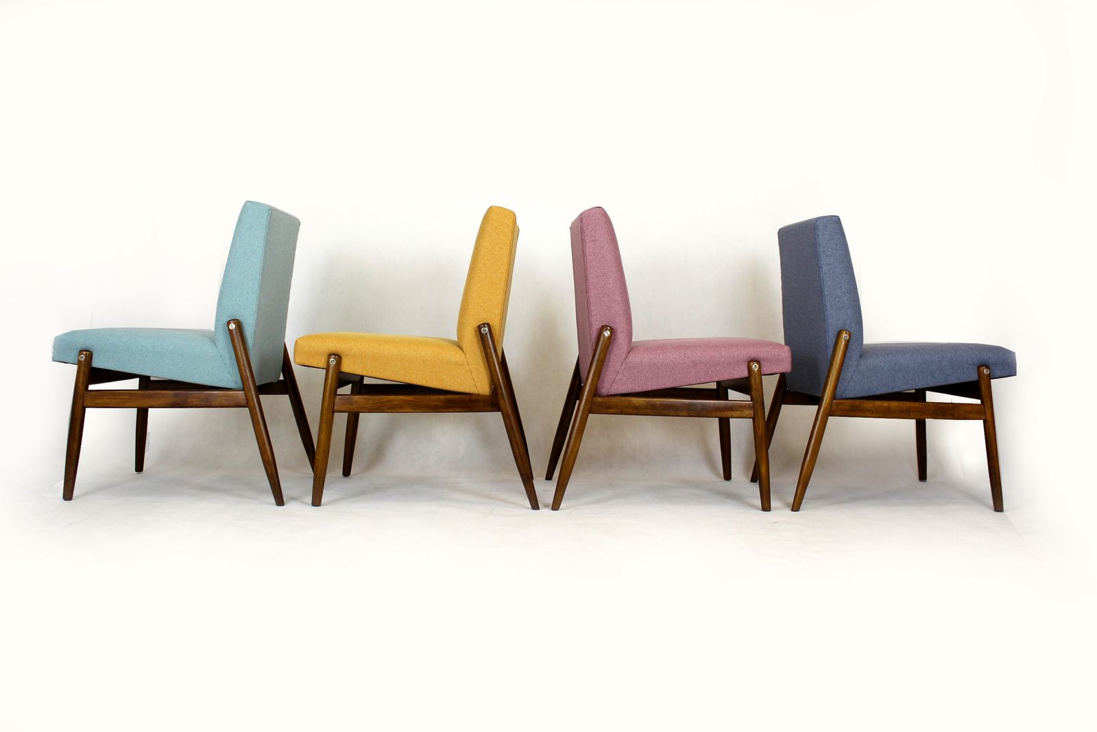 Restored Beech Chairs From Zamojskie Fabryki Mebli, 1960s, Set Of 4 photo vintage