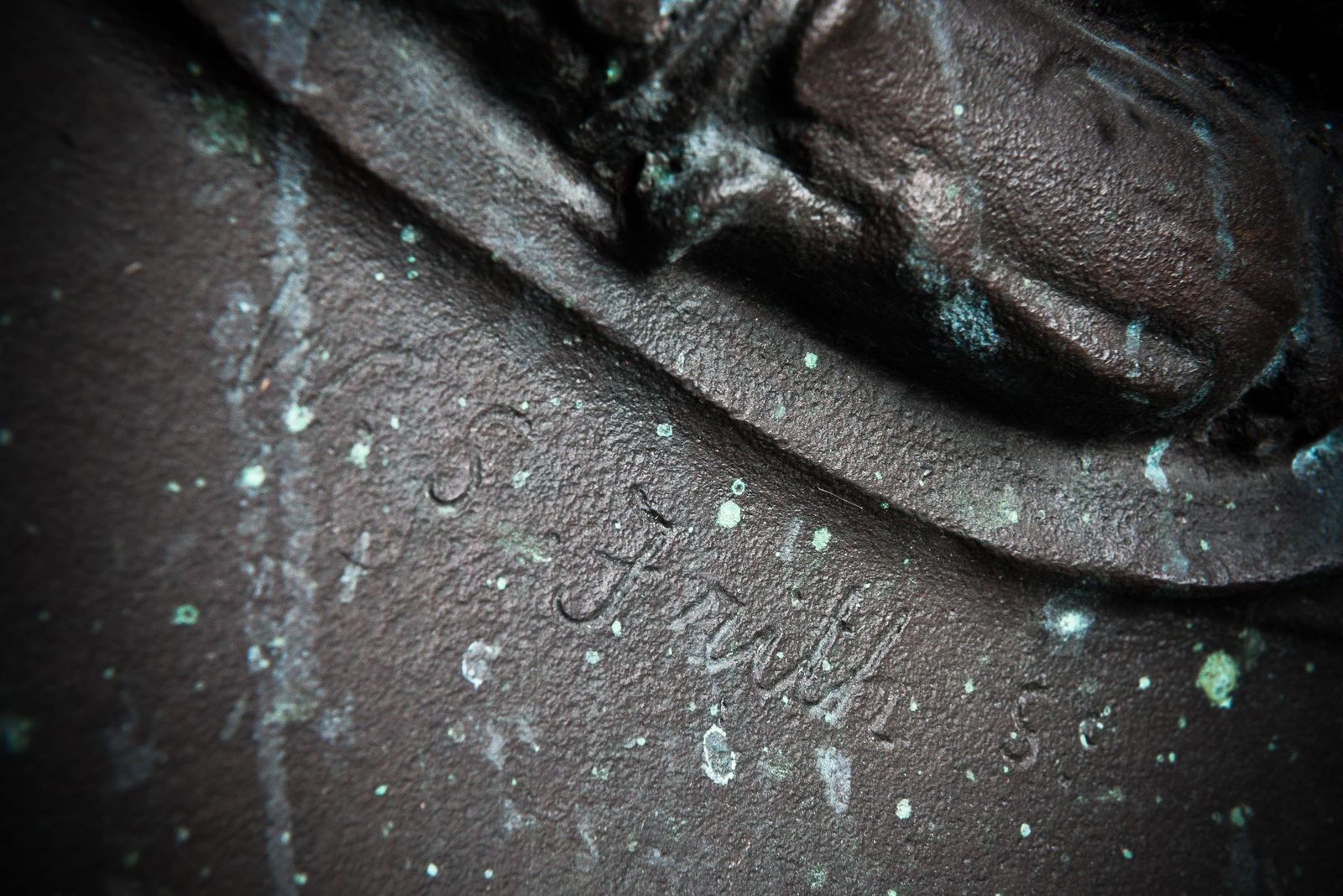 Bertie' Edward The 7th Bronze Sculpted Fountain Plaque photo for sale