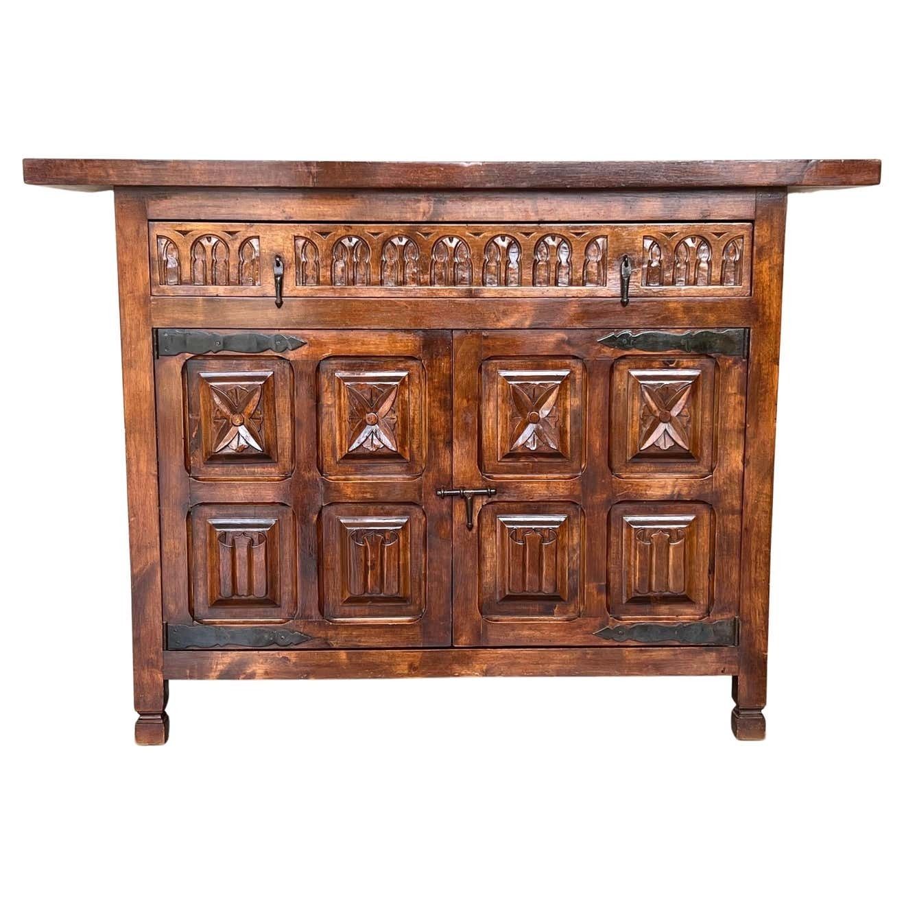 20th Century Spanish Carved Walnut Tuscan Credenza Or Buffet With One Drawer
