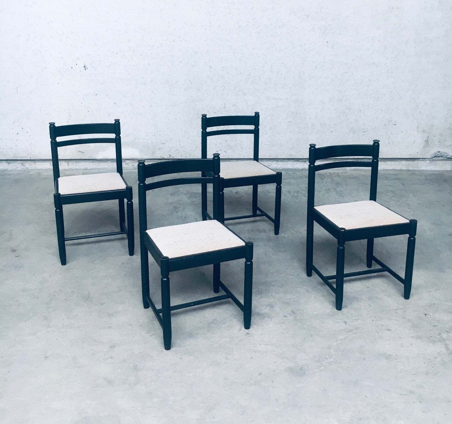 Set Eetstoelen – Italiaans Design, Ca. Jaren 1960, Mid Century Modern photo for sale