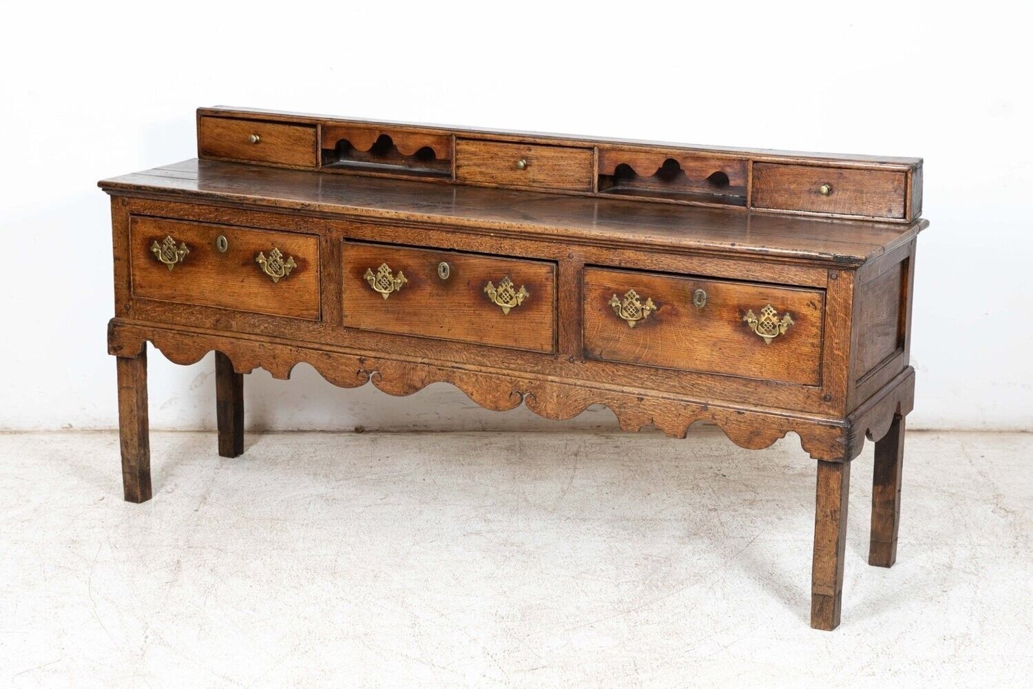 Large 18thc Welsh Oak Dresser Base photo 4750.0