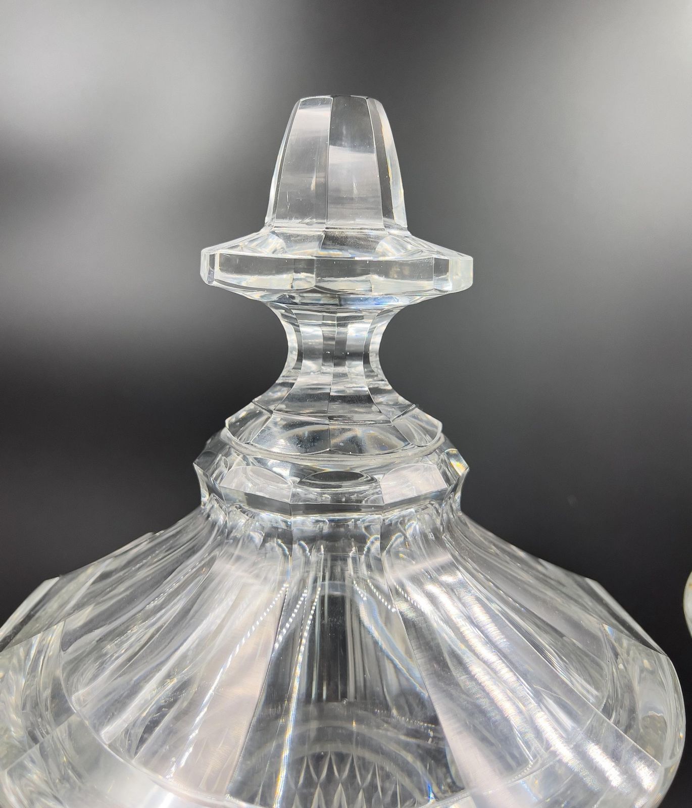 A Fine Pair Of Bohemian Cut And Etched Lidded Glass Vases, Late 19th/Early 20th Century photo 3500.0
