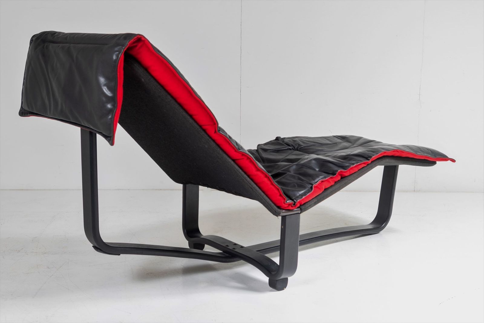 Mid Century 1970s Ingmar Relling Black Leather Reclining Chaise Lounger photo Furniture