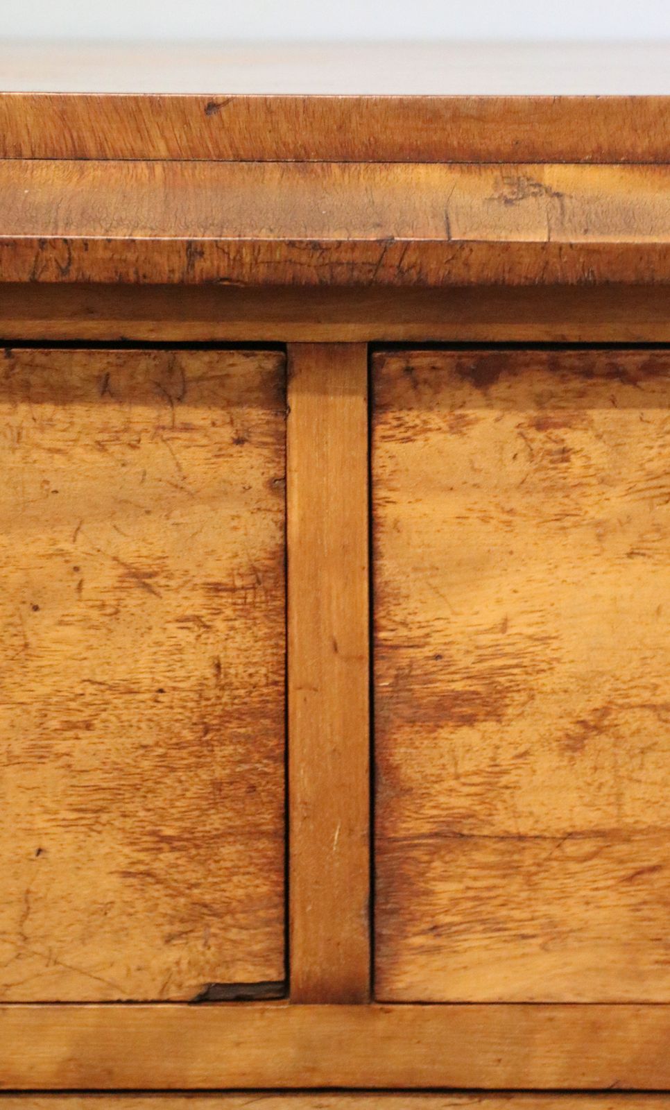 Furniture A Quality Victorian Chest Of Drawers! photo