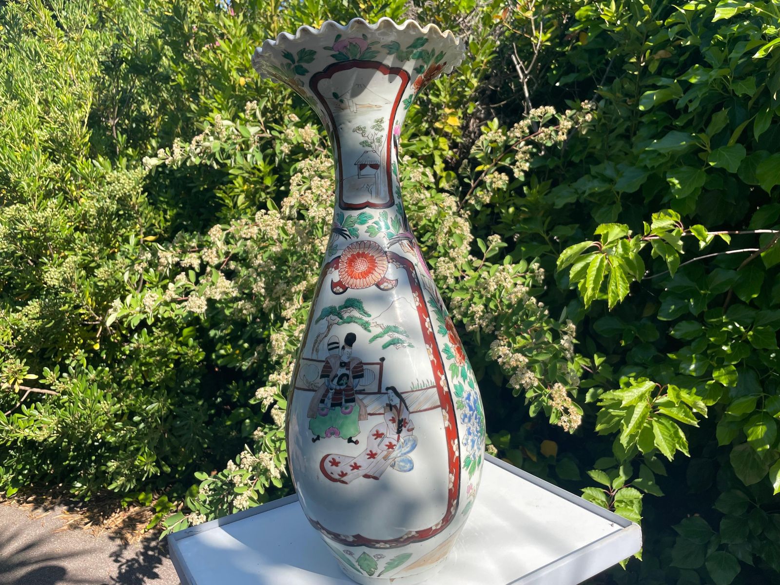 Japanese Imari Porcelain Trumpet Neck Floor Vase, 1930, Samourai photo for sale