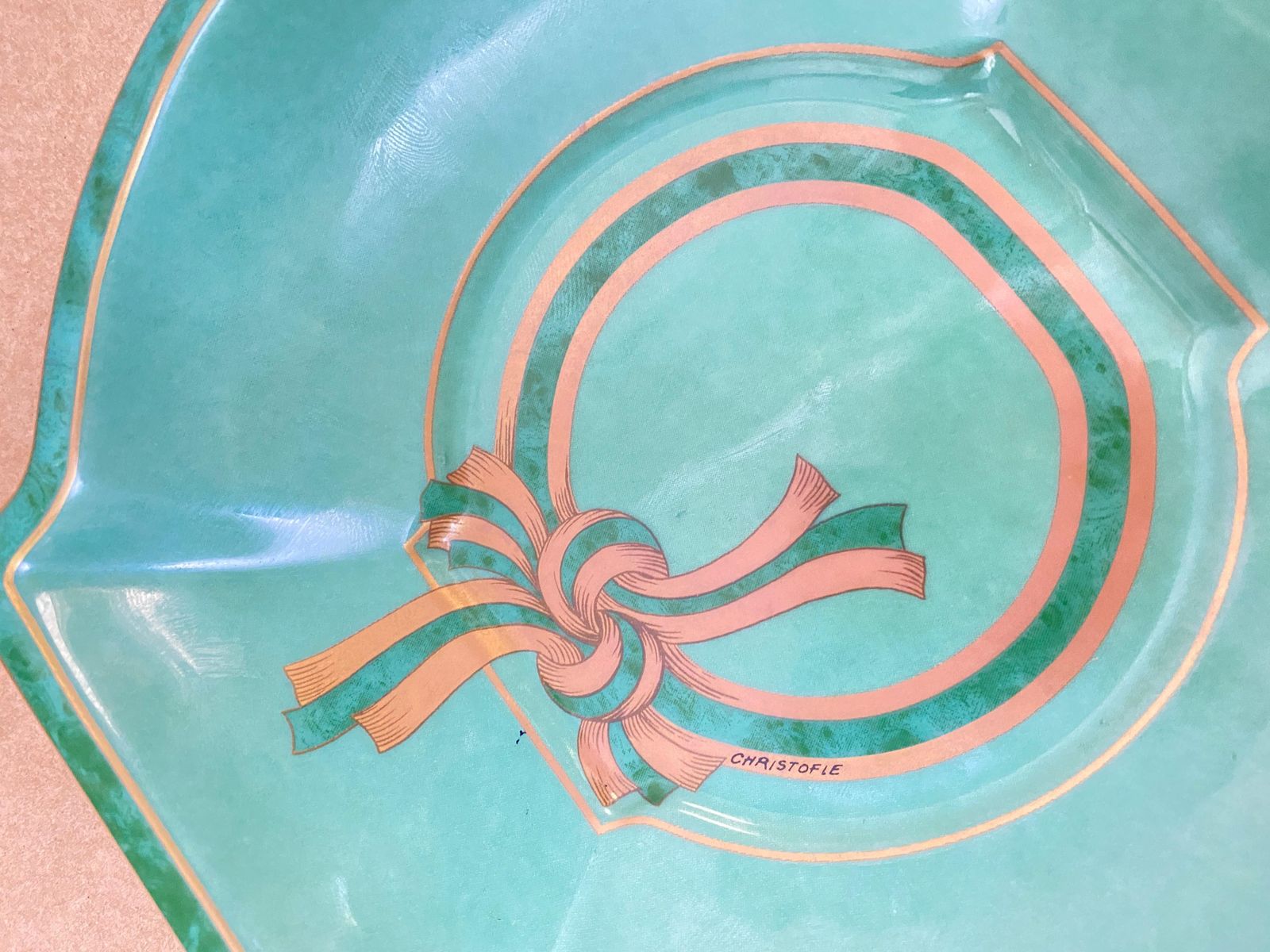 Rare Christofle Ashtray, In Porcelain, Green Hand Painted, France 1970, Signed photo for sale
