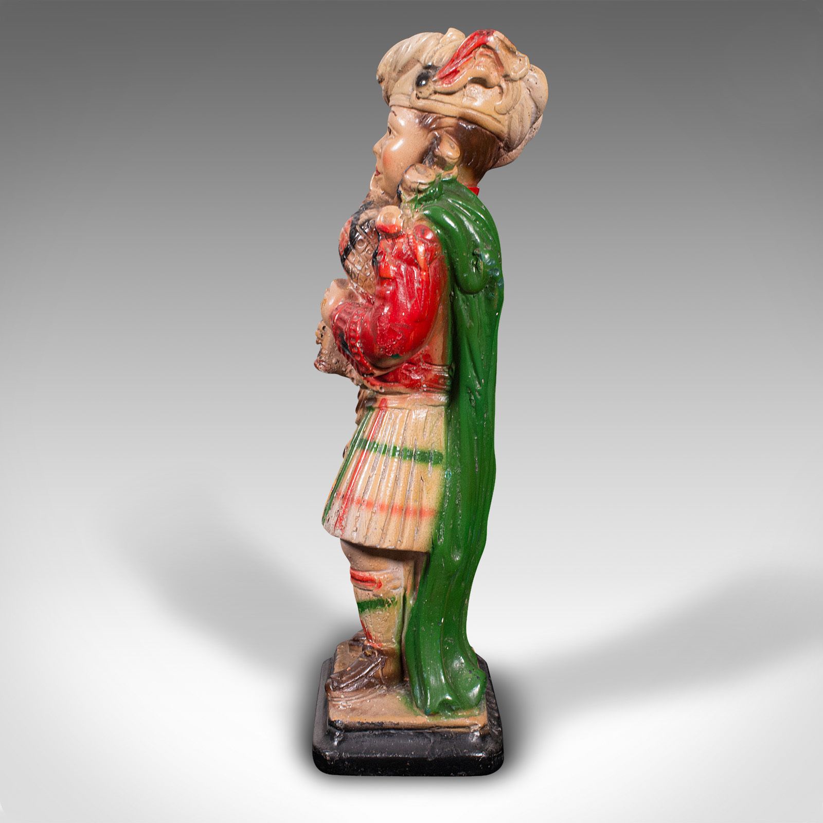 Antique Decorative Piper Figure, Scottish, Statue, After Scots Guards photo vinterior