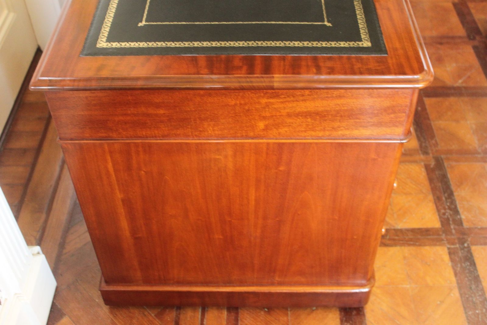 Victorian Mahogany Pedestal Desk By Edwards & Roberts photo vinterior