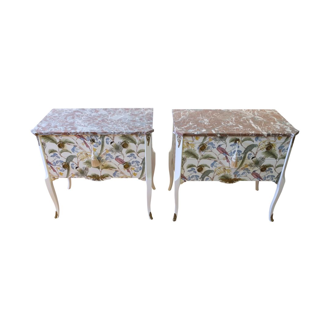 Pair Of Gustavian Style Commode In Antique White With Exotic Birds Design And Natural Marble Top photo 3800.0