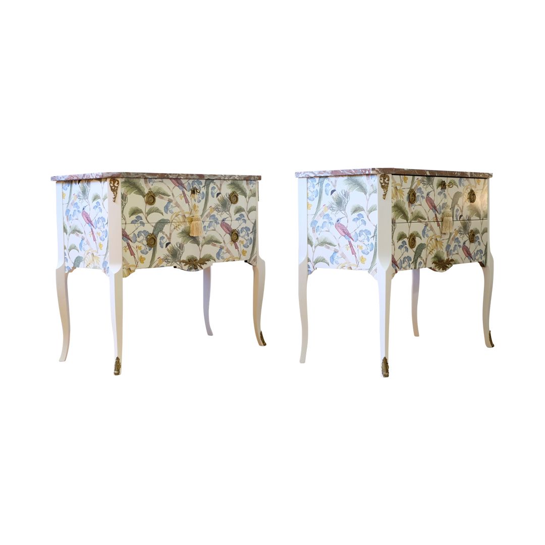Pair Of Gustavian Style Commode In Antique White With Exotic Birds Design And Natural Marble Top photo buy