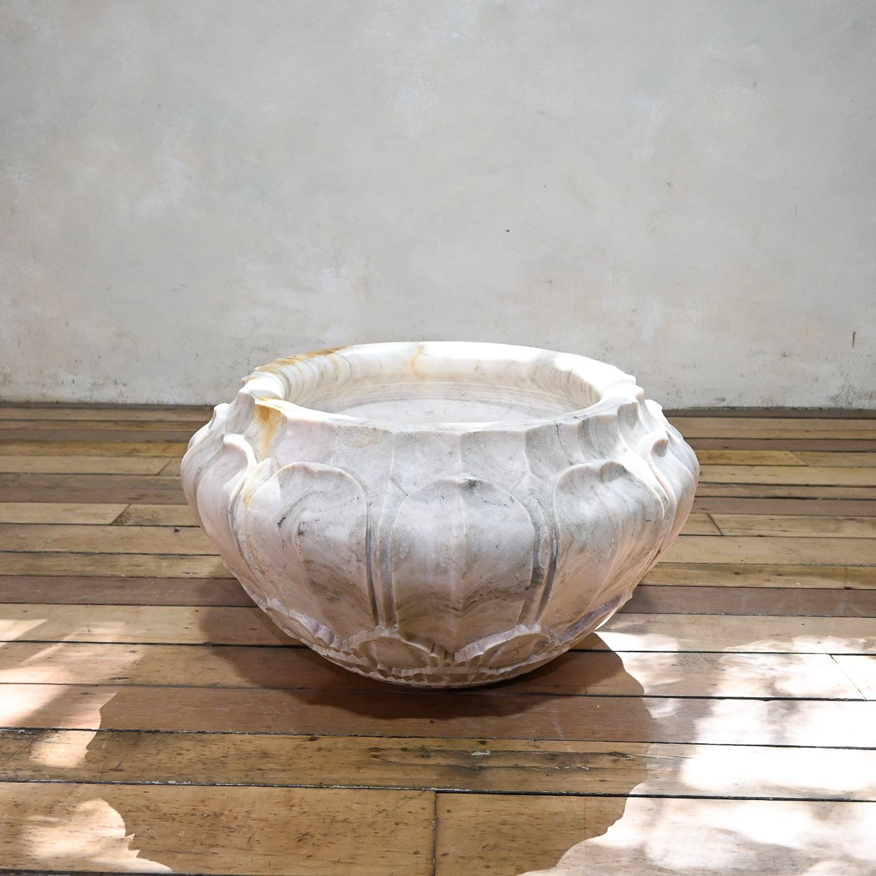 A Very Large 20th Century Carved Marble Jardiniere Planter photo buy