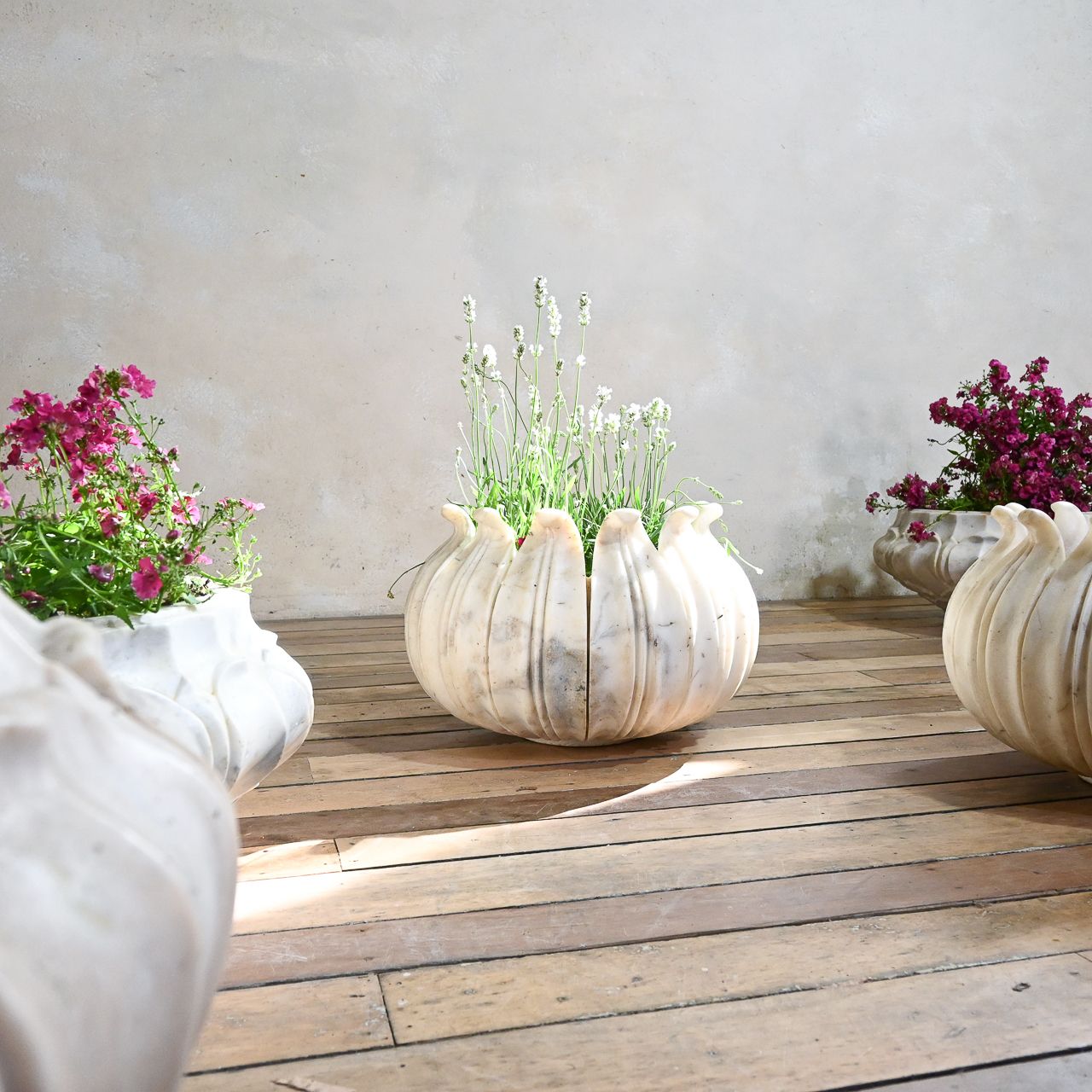 photo for sale A Very Large 20th Century Carved Marble Jardiniere Planter
