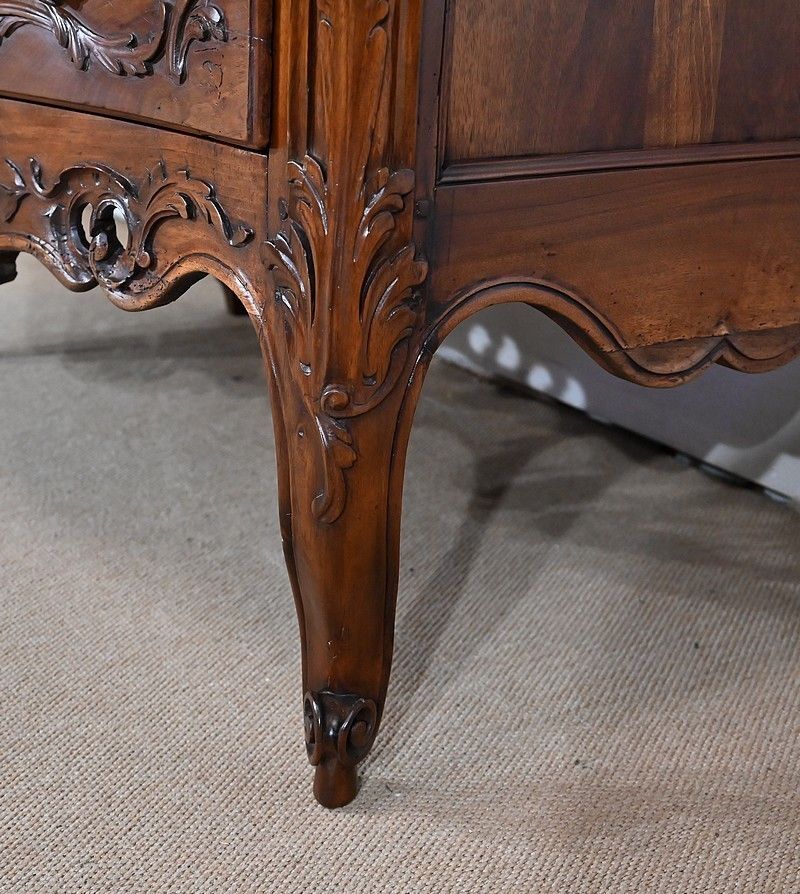 photo for sale Nîmes Walnut Chest Of Drawers, Louis XV Period, 18th Century