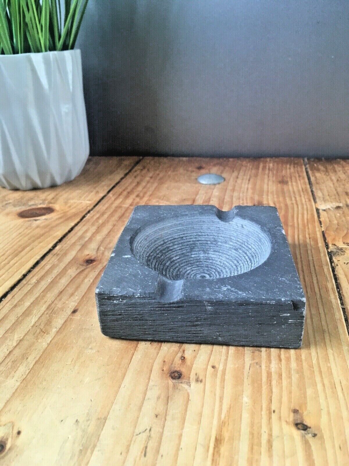 Vintage Art Deco Style Welsh Folk Art Slate Ashtray Harlech Geometric Antique photo vinterior