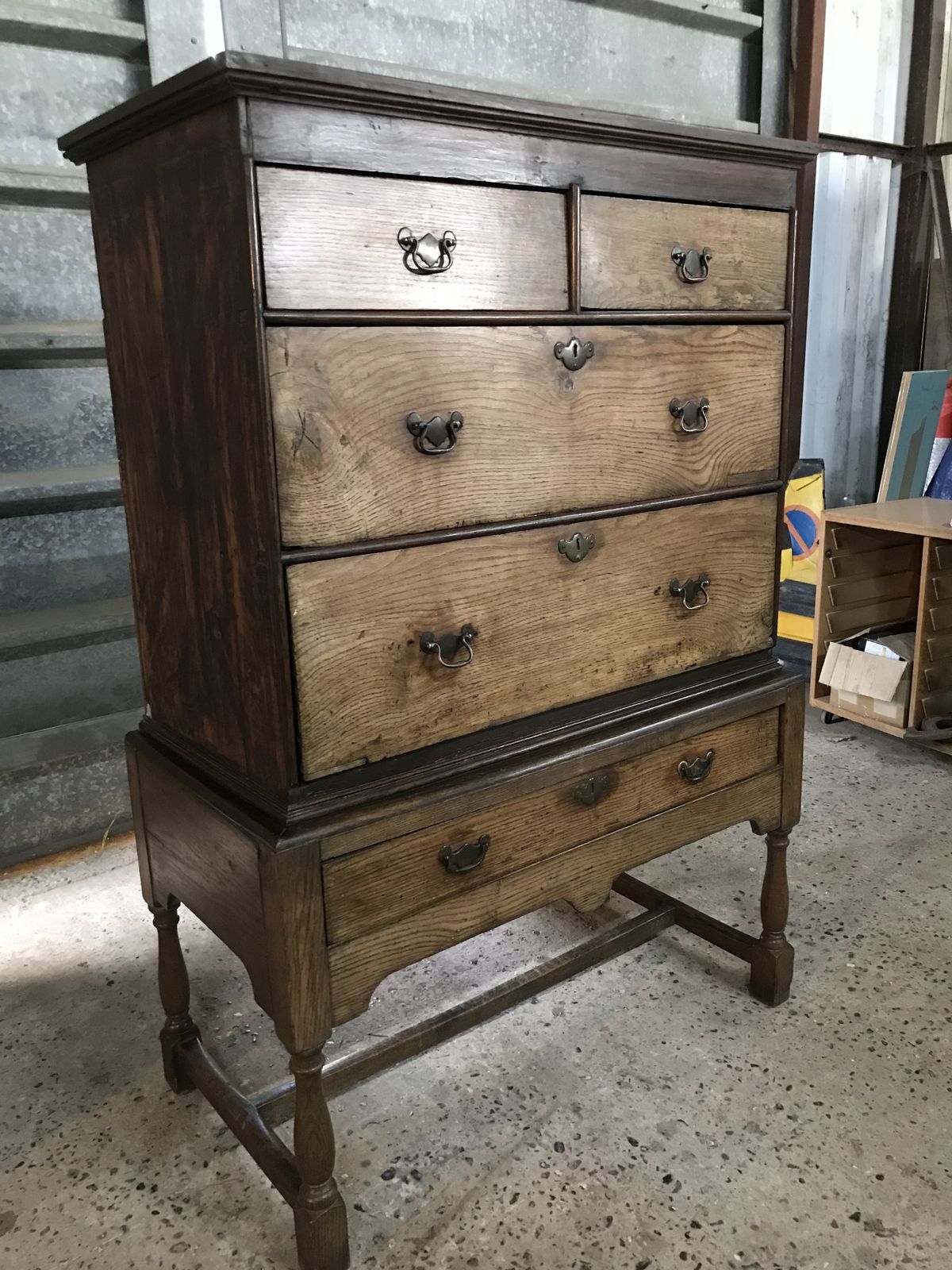 photo furniture Early 18th Century Oak Chest On Stand