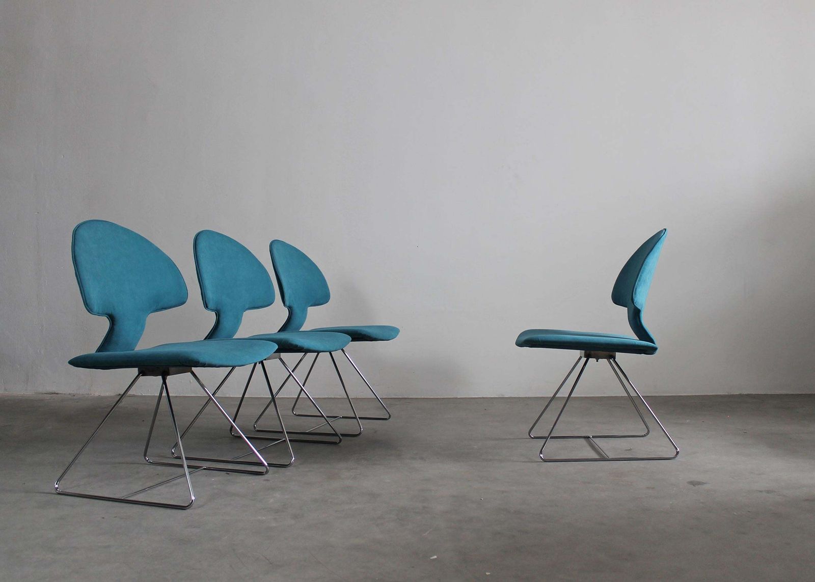 Vittorio Introini Set Of Four Longobarda Chairs By Saporiti 1960s Italy photo for sale
