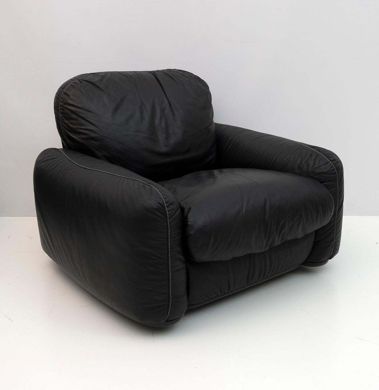 Pair Of Piumotto Italian Leather Armchairs By Arrigo Arrighi For Busnelli, 1970s photo buy