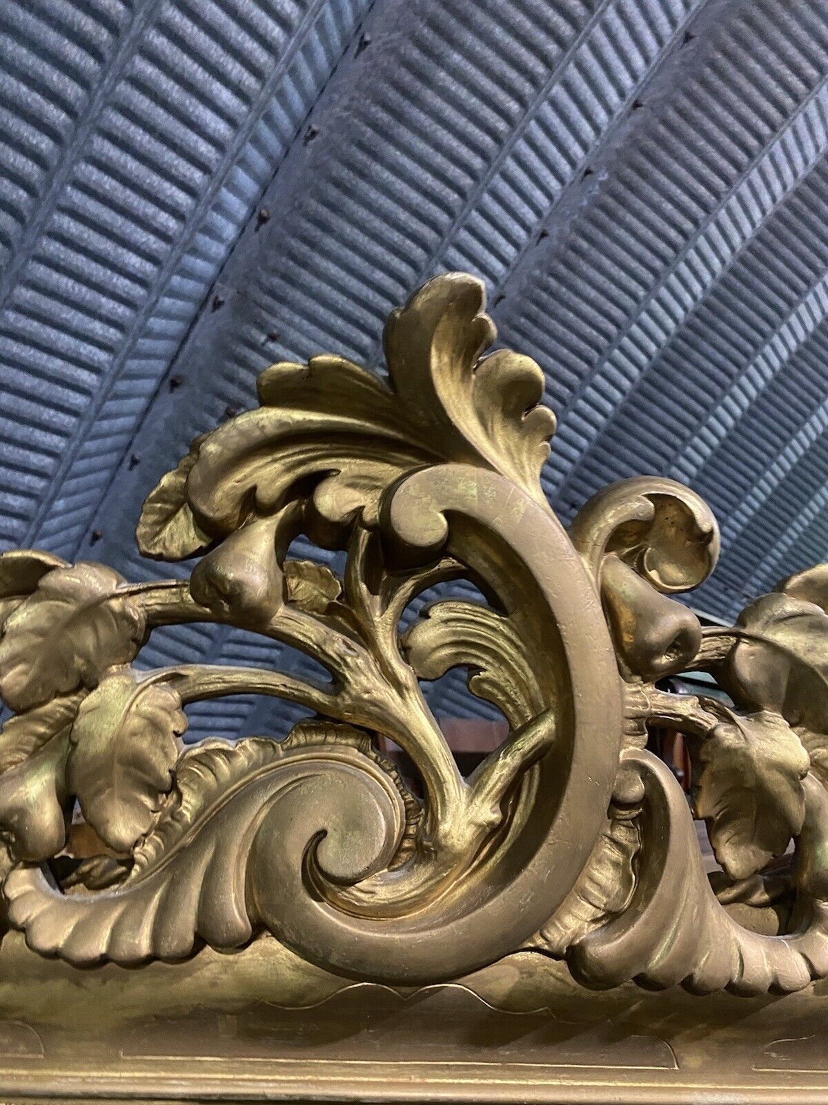 photo furniture Large Antique French Baroque Style Overmantel Carved Gilt Gold Mirror