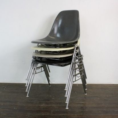 Eames Herman Miller Dss Side Chairs In Elephant Hide Grey / Light Greige / Black / Parchment On Original Stacking Bases
