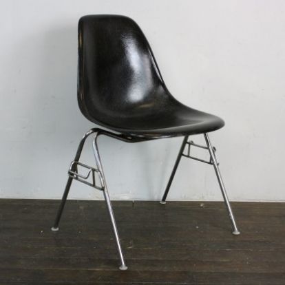 Eames Herman Miller Dss Side Chairs In Elephant Hide Grey / Light Greige / Black / Parchment On Original Stacking Bases photo 2338.83