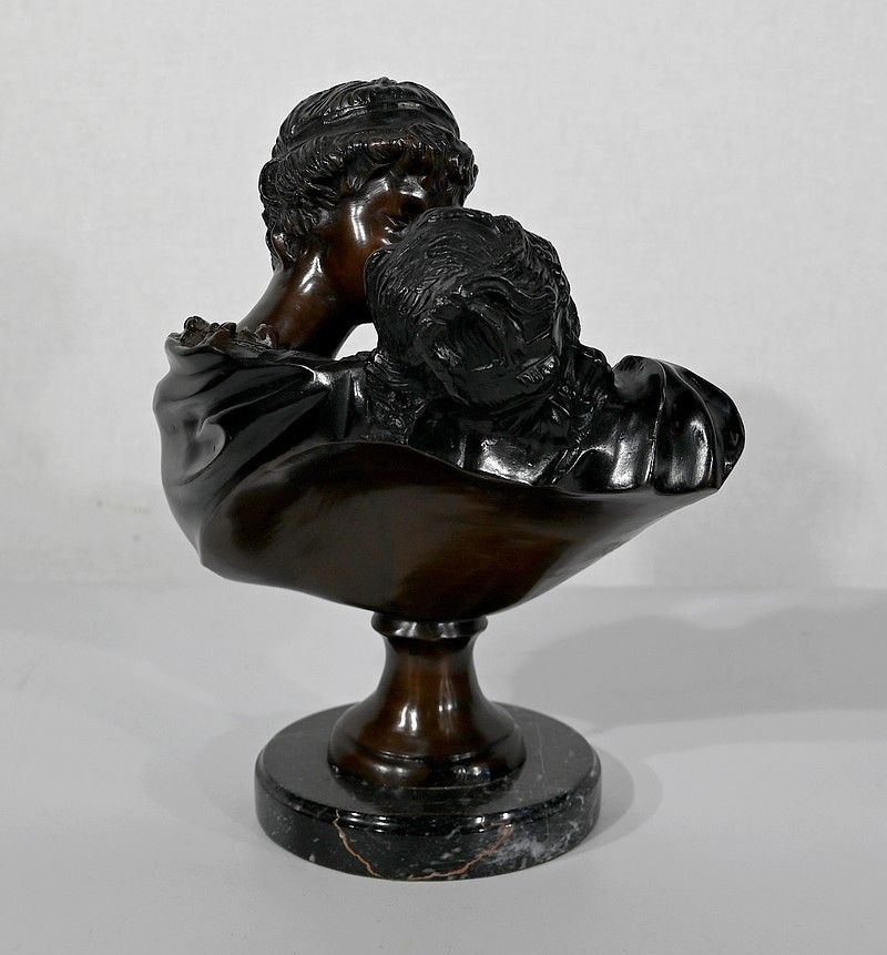 Bronze "The Kiss Given" After Ja. Houdon – Late 19th Century photo 1205.1