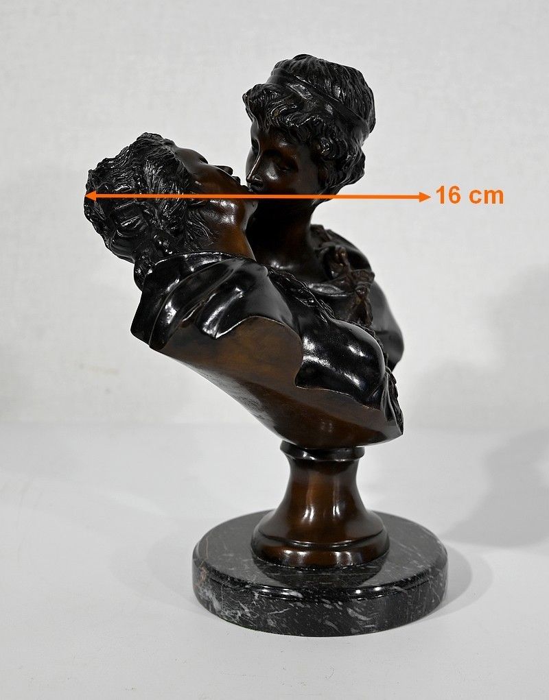 photo vintage Bronze "The Kiss Given" After Ja. Houdon – Late 19th Century