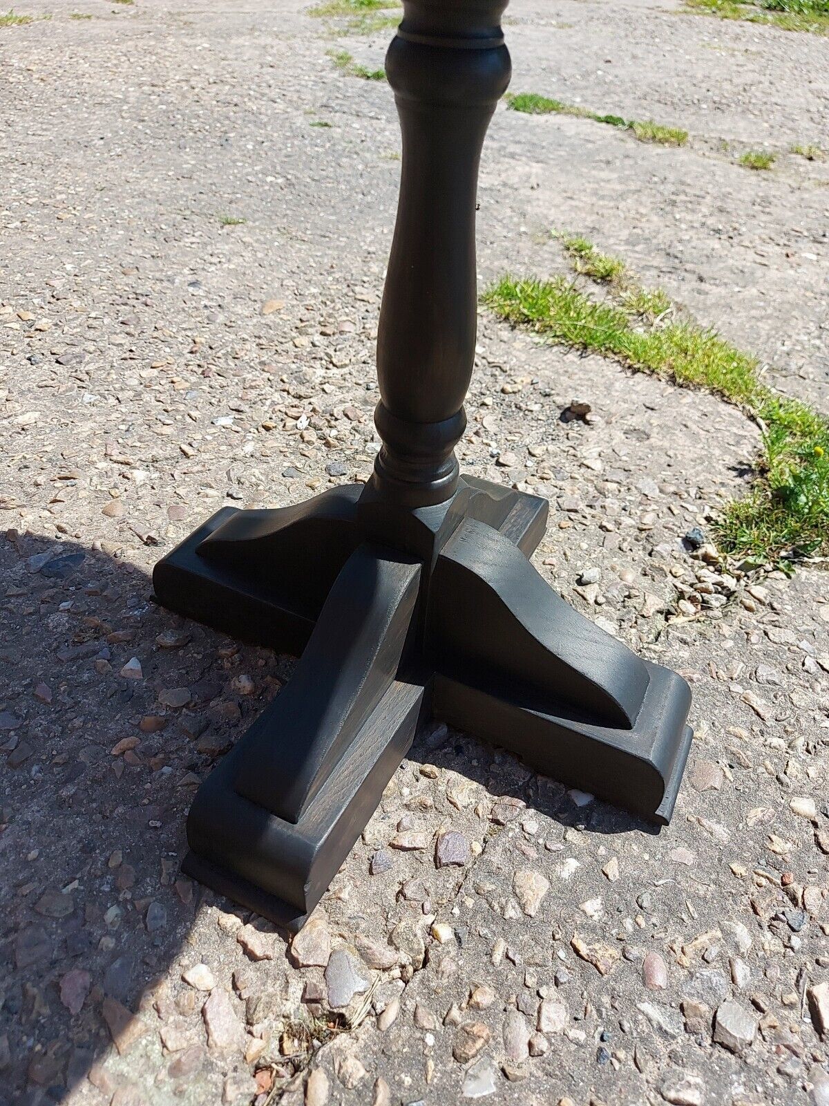 Lovely Matt Black/Ebonised Side/Wine/Lamp Table photo vinterior