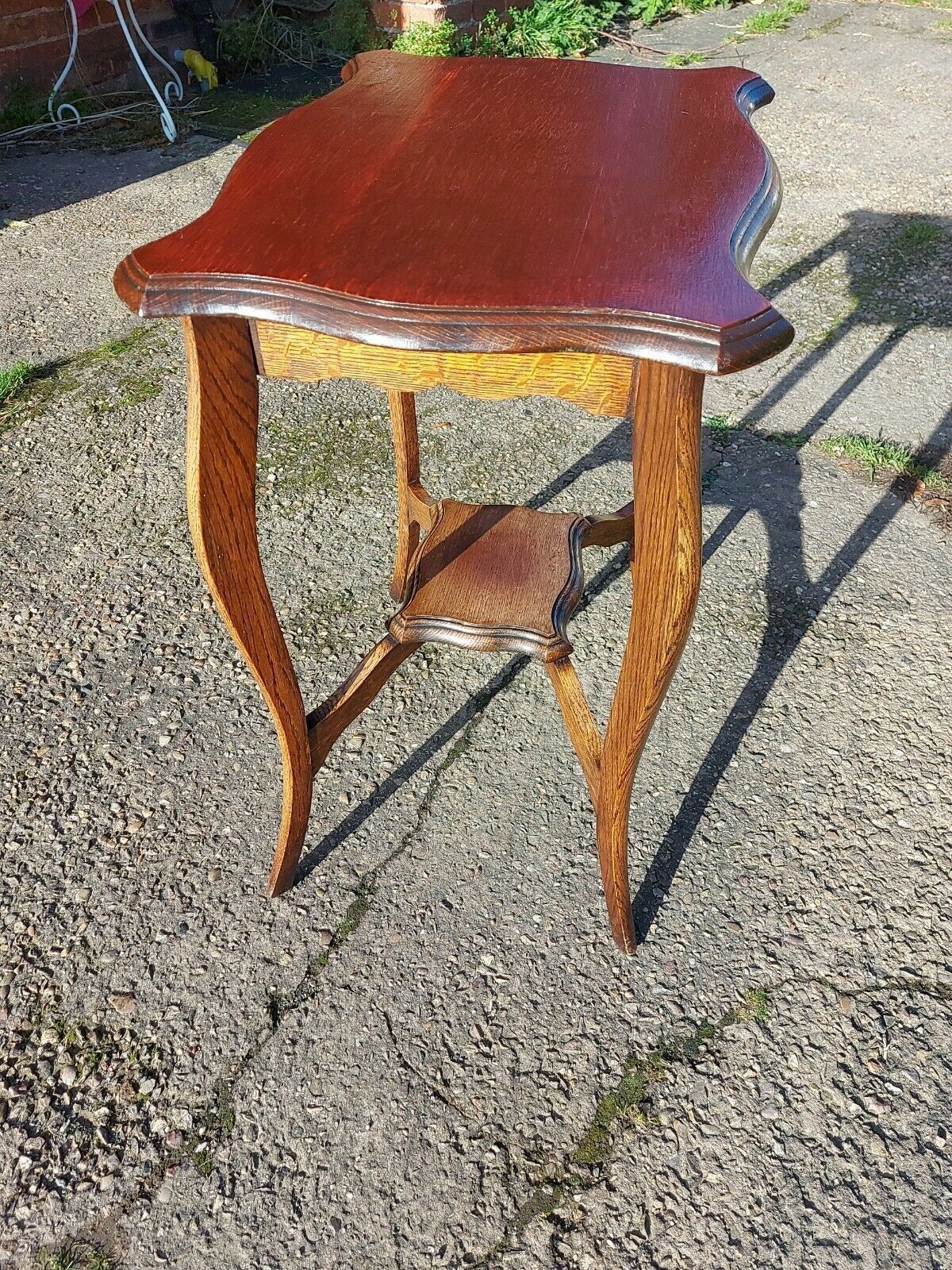Beautiful Antique Oak Side Hall Table Scallop Edge Plant Lamp Stand photo vintage