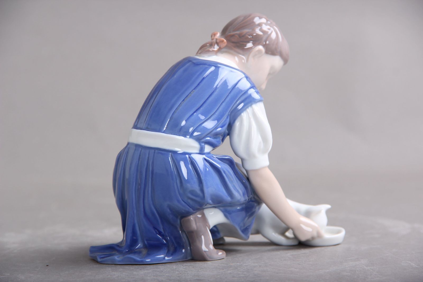 Girl With Cat, Bing & Grondahl Model 1745, Design By Ingeborg Plockross Irminger, 1960s Danish Design Porcelain photo buy