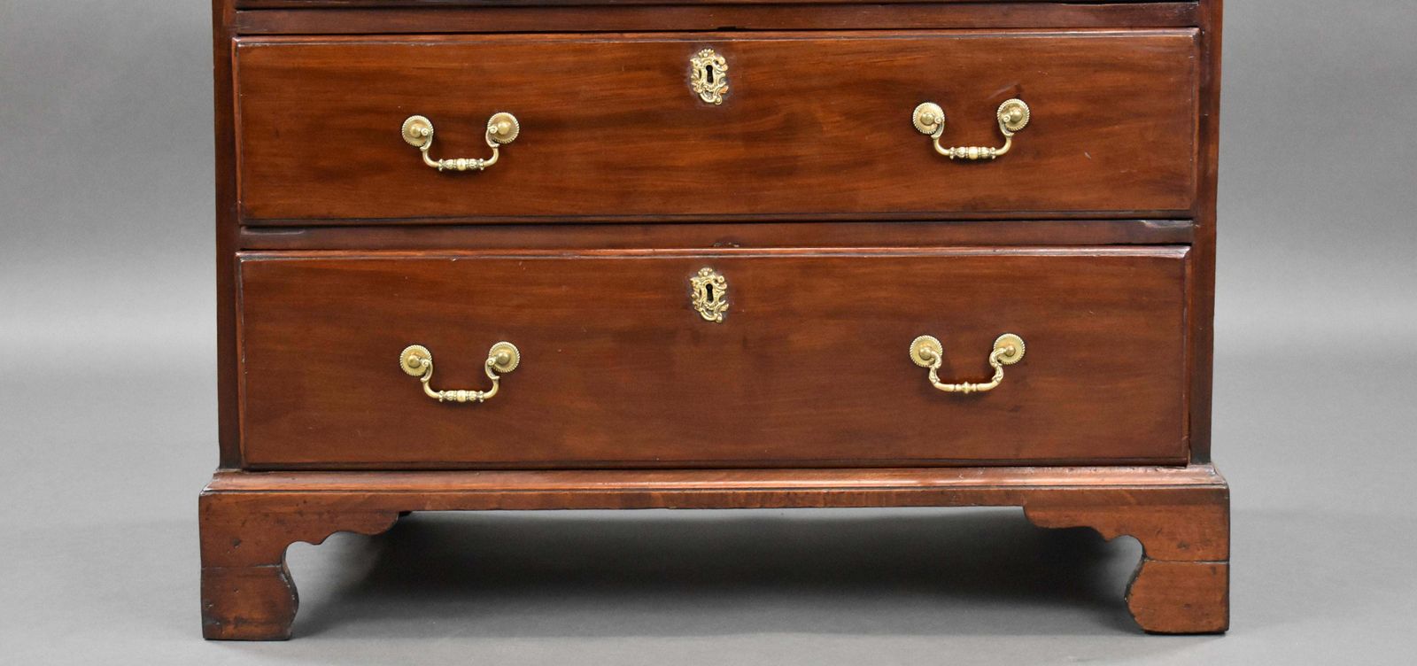 19th Century English George III Mahogany Chest Of Drawers photo vintage