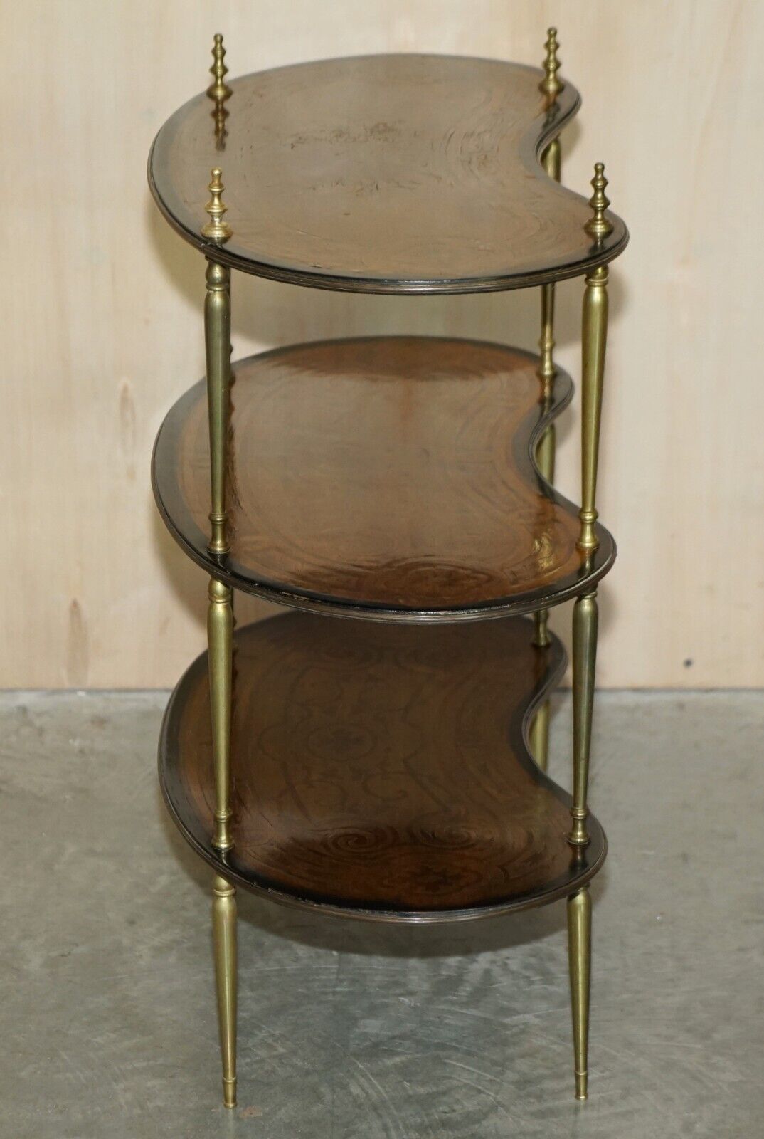 photo furniture Fine Pair Of Antique Continental Three Tier Kidney Shaped Brass Etagere Tables