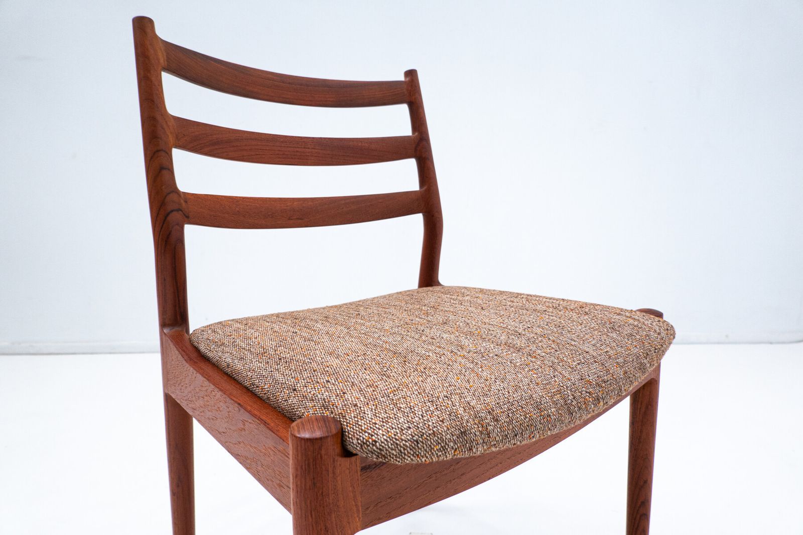 Set Of 6 Scandinavian Mid Century Wooden Dining Chairs photo Furniture
