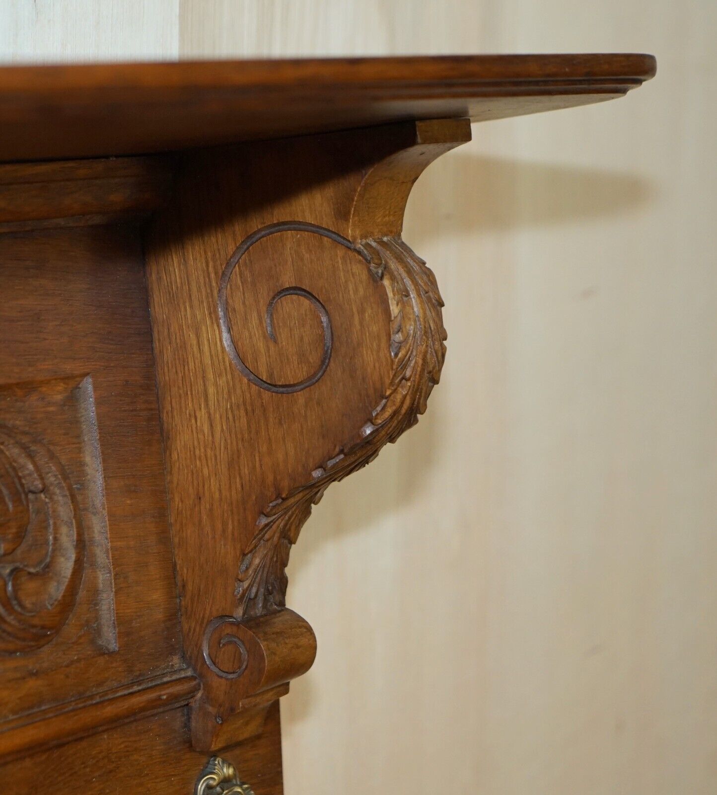 photo furniture Lovely Dutch Heavily Carved Oak Coat Hat Scarf Wall Rack Hanger Romantic Hooks